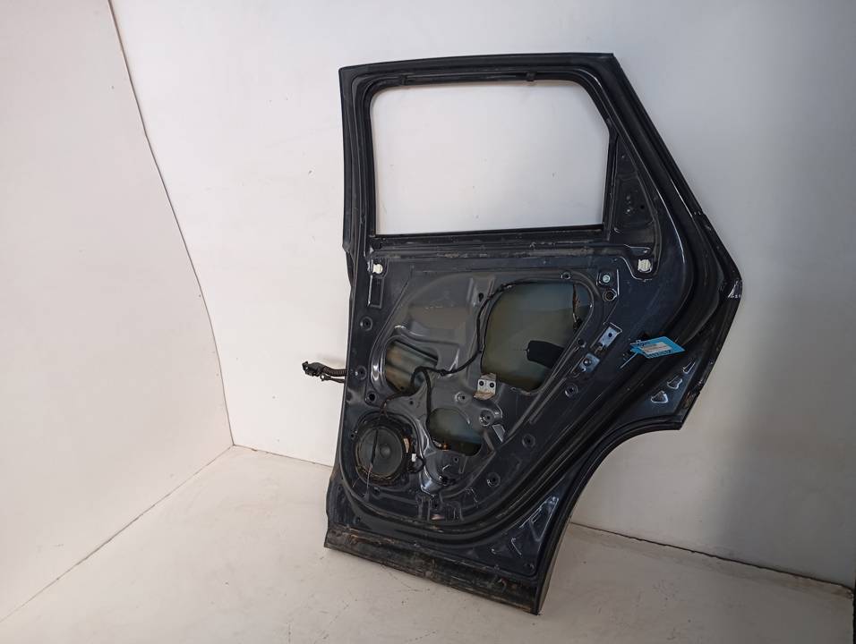 PUERTA TRASERA DERECHA