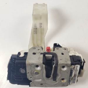 CERRADURA PUERTA DELANTERA DERECHA P04589096AFC JEEP COMPASS Autodesguaces Alicante