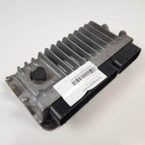 CENTRALITA MOTOR UCE 2756008041 TOYOTA RAV 4 (A4) Autodesguaces Alicante