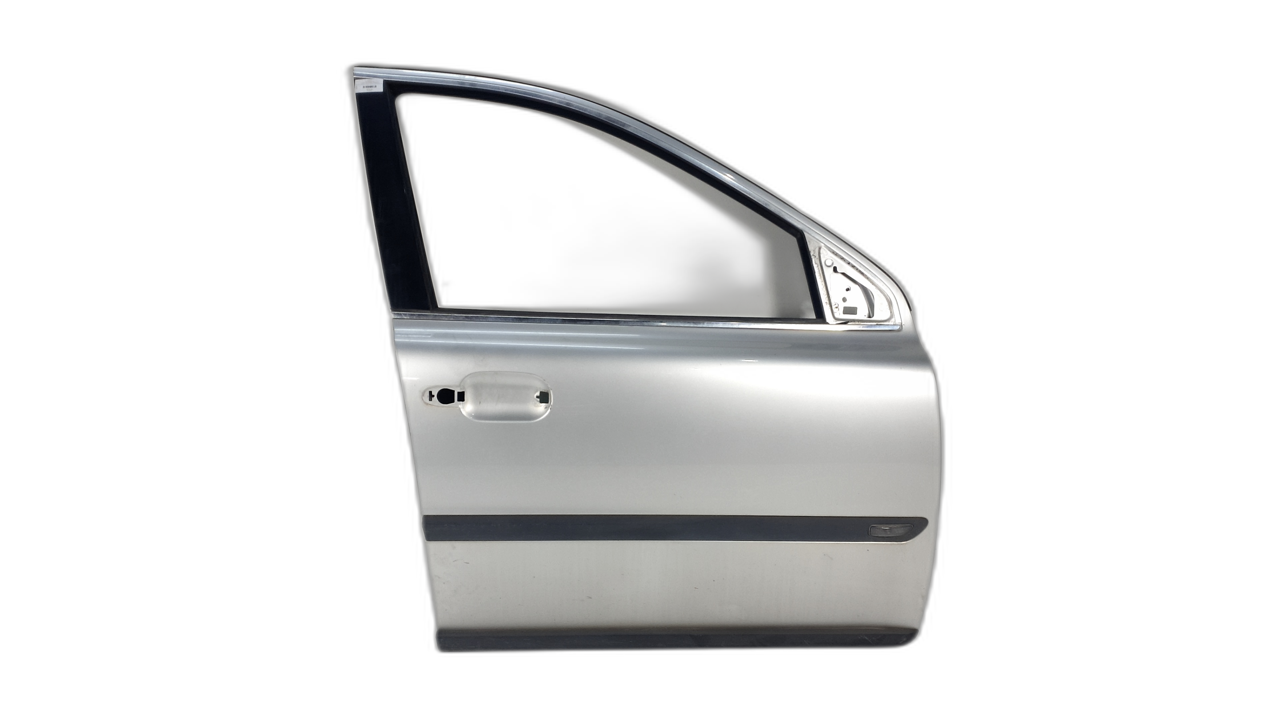 PUERTA DELANTERA DERECHA VOLVO XC90 Autodesguaces Alicante