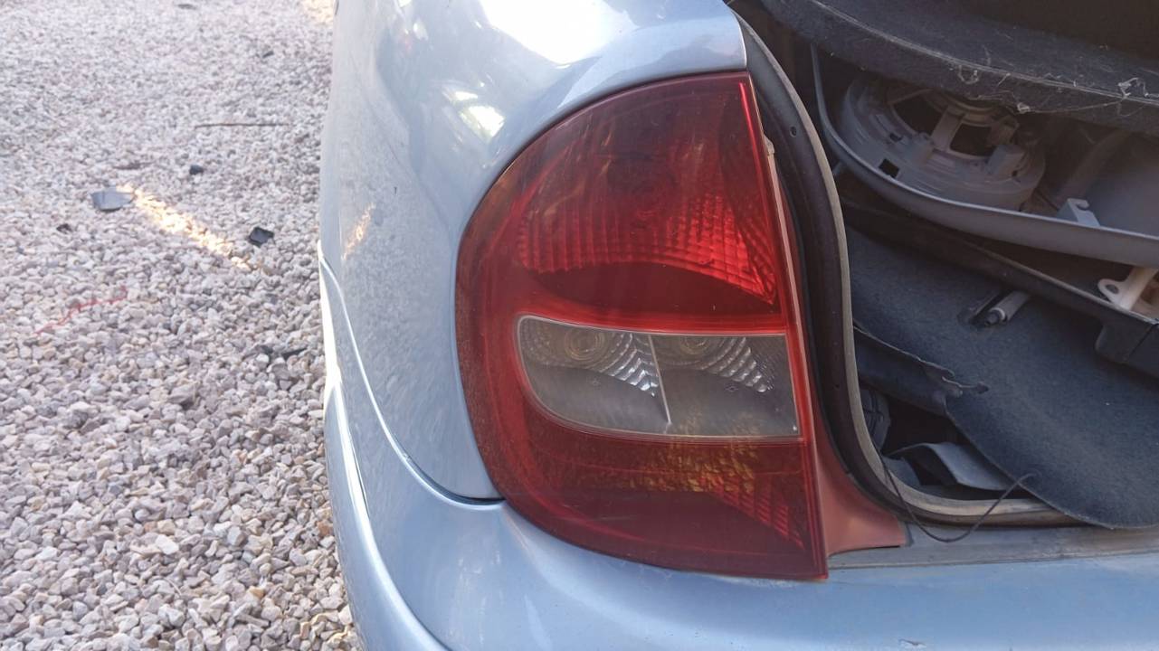 PILOTO TRASERO IZQUIERDO