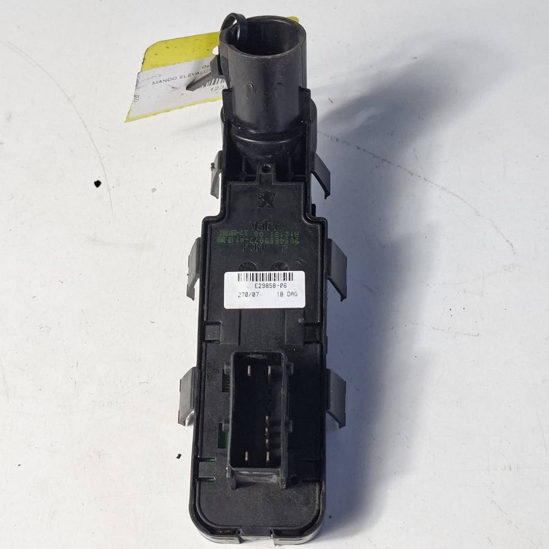 Foto 2 de Mando Elevalunas Delantero Izquierdo Peugeot 207 (2006–2012)