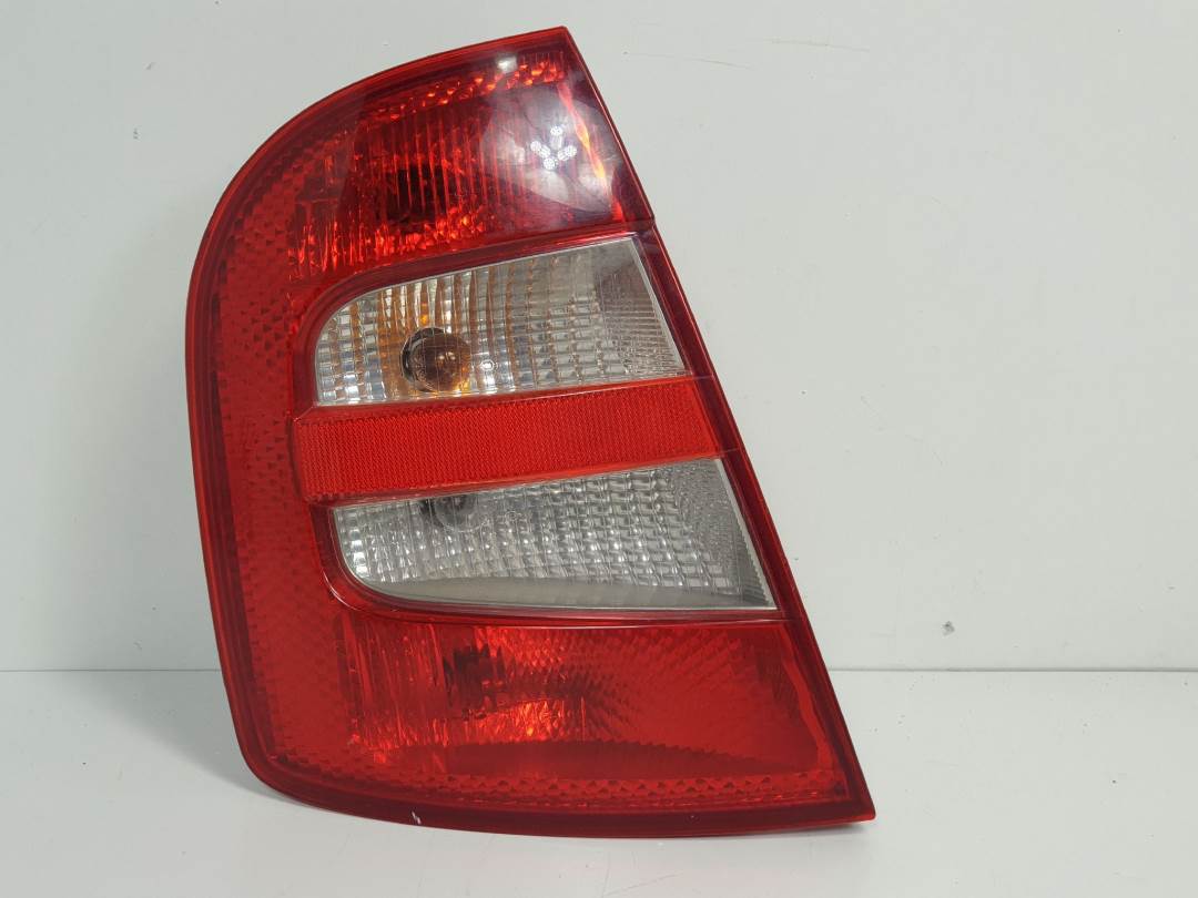PILOTO TRASERO IZQUIERDO - 6Y6945095B - SKODA - FABIA FAMILIAR (6Y5)