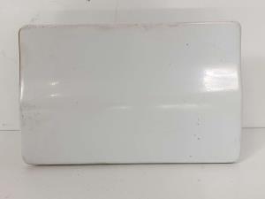TAPA EXTERIOR COMBUSTIBLE 6385840039 MERCEDES VITO (W638) CAJA CERRADA Autodesguaces Alicante