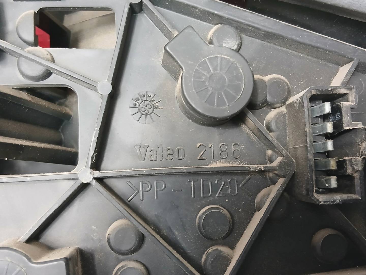 Foto 5 de Piloto Trasero Derecho Peugeot 106 (s1) (1991–1996)