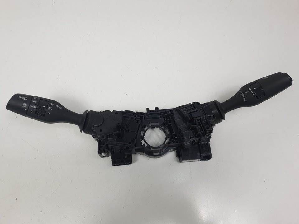 MANDO LUCES - 17F744 - LEXUS - IS
