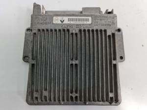 CENTRALITA MOTOR UCE 7700102990 RENAULT CLIO I FASE I+II (B/C57) Autodesguaces Alicante