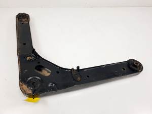 BRAZO SUSPENSION SUPERIOR TRASERO DERECHO JEEP GR.CHEROKEE (WJ/WG) Autodesguaces Alicante
