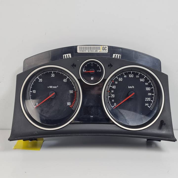 CUADRO INSTRUMENTOS 13184319 OPEL ASTRA H BERLINA Autodesguaces Alicante
