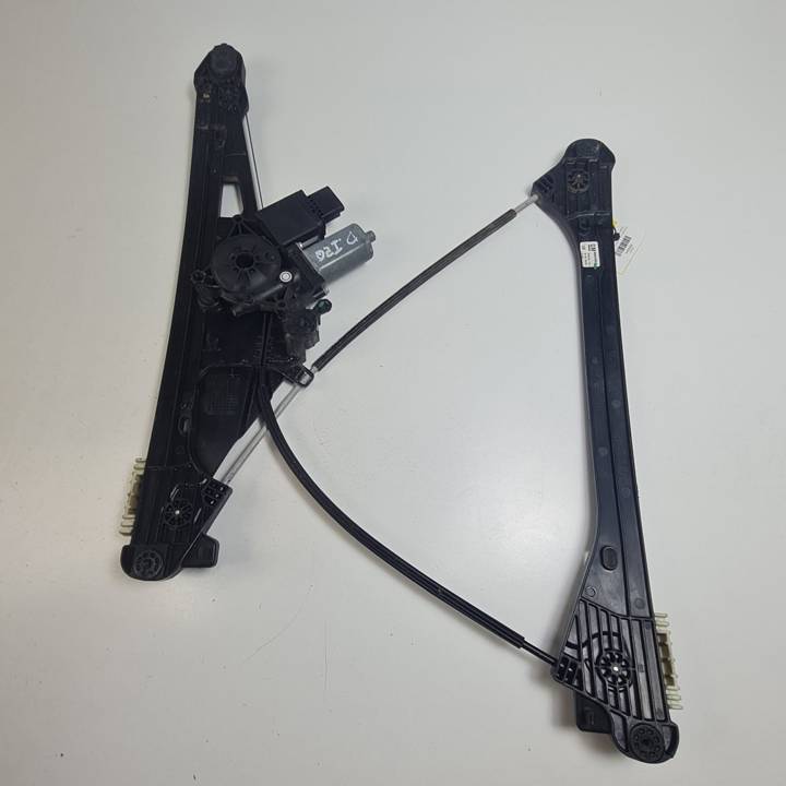 ELEVALUNAS DELANTERO IZQUIERDO 9830320880 OPEL GRANDLAND X Autodesguaces Alicante