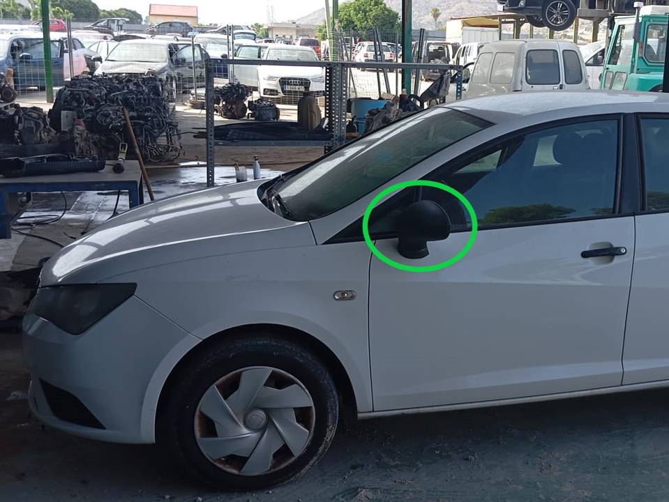 RETROVISOR IZQUIERDO