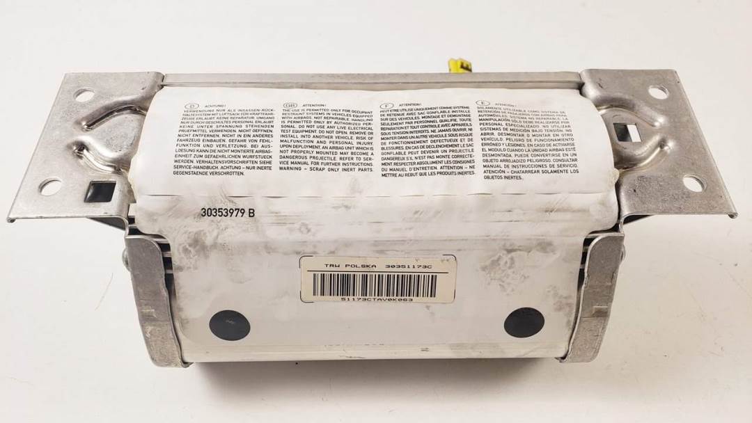 AIRBAG DELANTERO DERECHO - 397066870064 - BMW - SERIE 1 BERLINA (E81/E87)