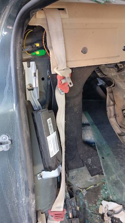 CINTURON SEGURIDAD TRASERO DERECHO