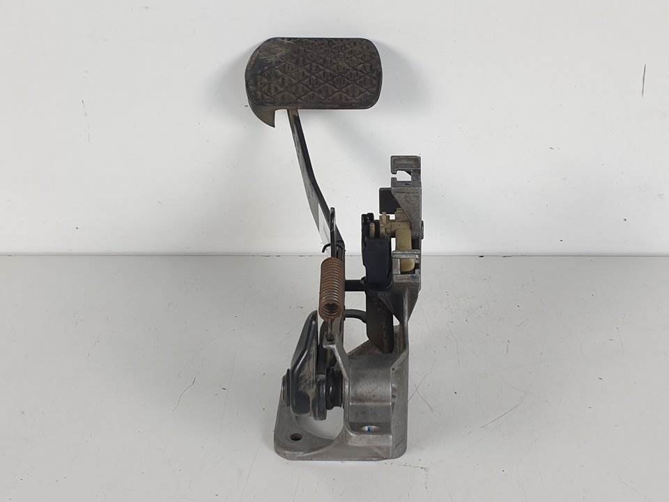 PEDAL FRENO - A2102900619 - MERCEDES - CLASE E (W210) FAMILIAR