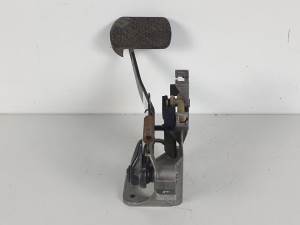 PEDAL FRENO A2102900619 MERCEDES CLASE E (W210) FAMILIAR Autodesguaces Alicante
