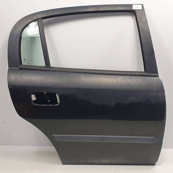 PUERTA TRASERA DERECHA OPEL ASTRA G BERLINA Autodesguaces Alicante