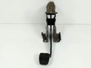 PEDAL FRENO 465014380R DACIA SANDERO Autodesguaces Alicante