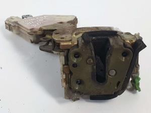 CERRADURA PUERTA DELANTERA DERECHA 8055289921 NISSAN PRIMERA BERL./FAMILIAR (P10/W10) Autodesguaces Alicante