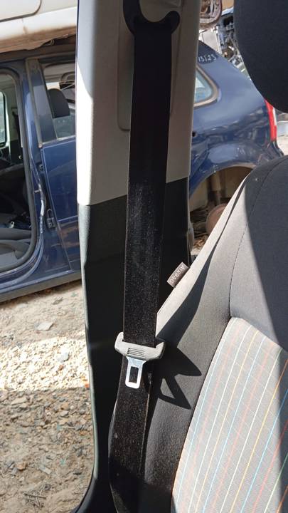 CINTURON SEGURIDAD DELANTERO DERECHO