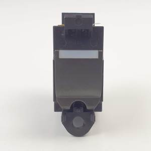 MANDO ELEVALUNAS TRASERO DERECHO BJ3214717AB LAND ROVER EVOQUE Autodesguaces Alicante