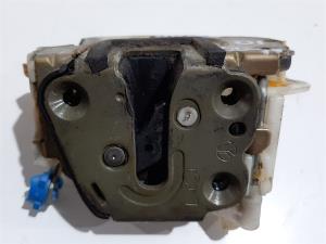 CERRADURA PUERTA DELANTERA IZQUIERDA NISSAN MICRA (K11) Autodesguaces Alicante