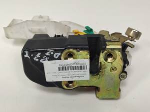 CERRADURA PUERTA DELANTERA IZQUIERDA JEEP CHEROKEE (KJ) Autodesguaces Alicante