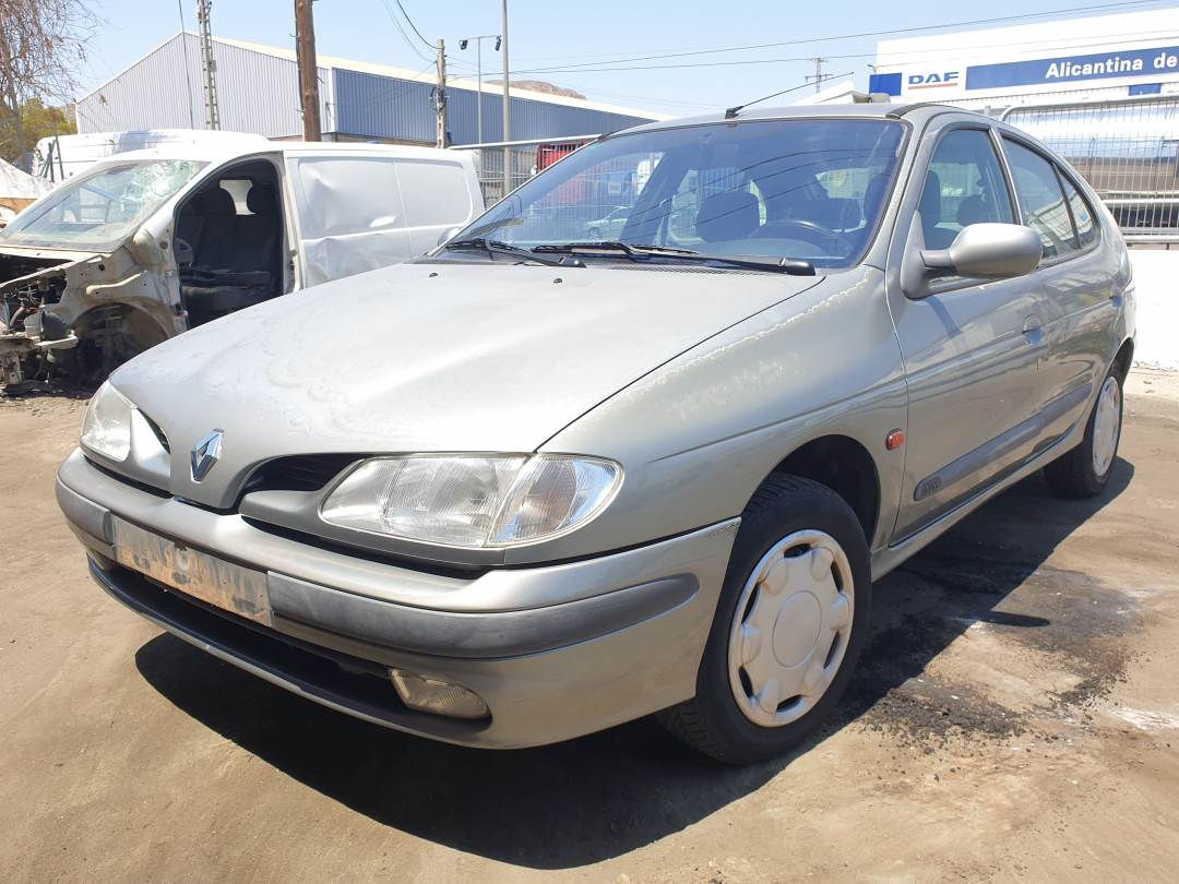RENAULT MEGANE I BERLINA HATCHBACK (BA0) (1995 - 1999)