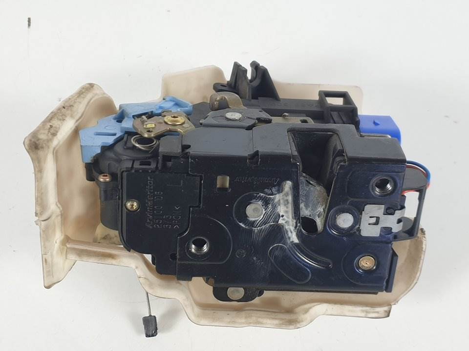 CERRADURA PUERTA DELANTERA IZQUIERDA - 25100D6 - VOLKSWAGEN - GOLF V BERLINA (1K1)