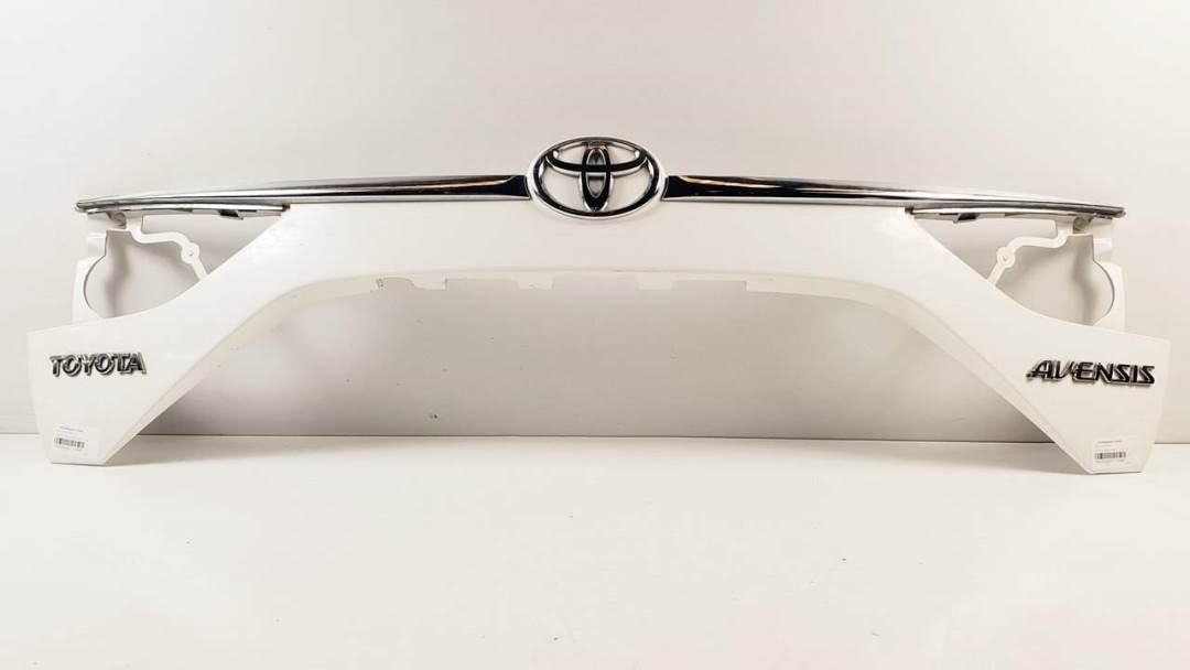 MOLDURAS TRASERAS - 7681105110 - TOYOTA - AVENSIS