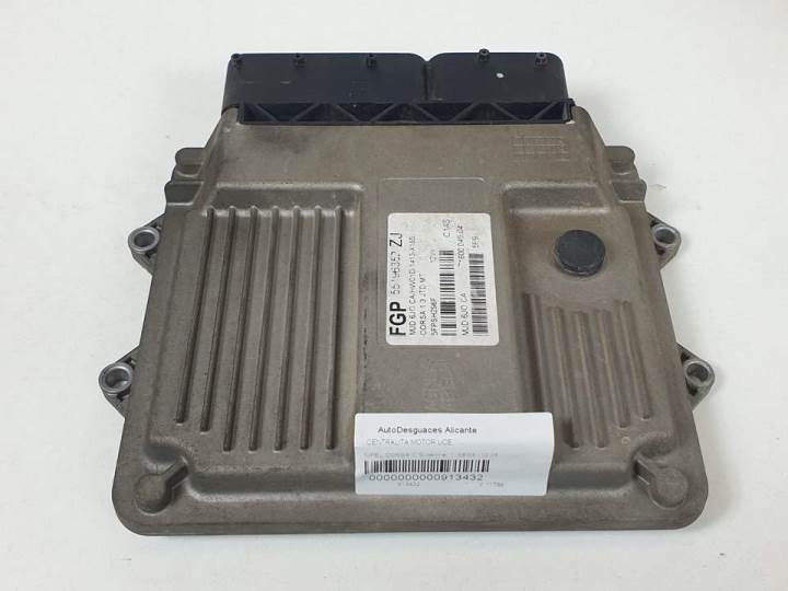 CENTRALITA MOTOR UCE 71600074904 OPEL CORSA C (F68) Autodesguaces Alicante