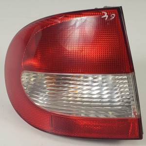PILOTO TRASERO IZQUIERDO 7700428058 RENAULT MEGANE I FASE 2 CLASSIC (LA..) Autodesguaces Alicante