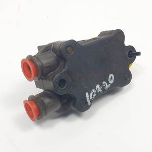 BOMBA COMBUSTIBLE A6110900350 MERCEDES CLASE S (W220) BERLINA Autodesguaces Alicante