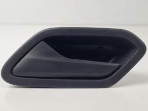 MANETA INTERIOR TRASERA IZQUIERDA 806716534R DACIA DUSTER II Autodesguaces Alicante