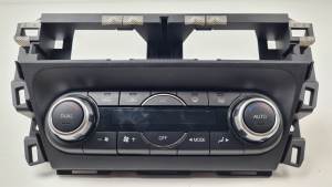 MANDO CLIMATIZADOR B45D61190F MAZDA 3 (BM/BN) Autodesguaces Alicante
