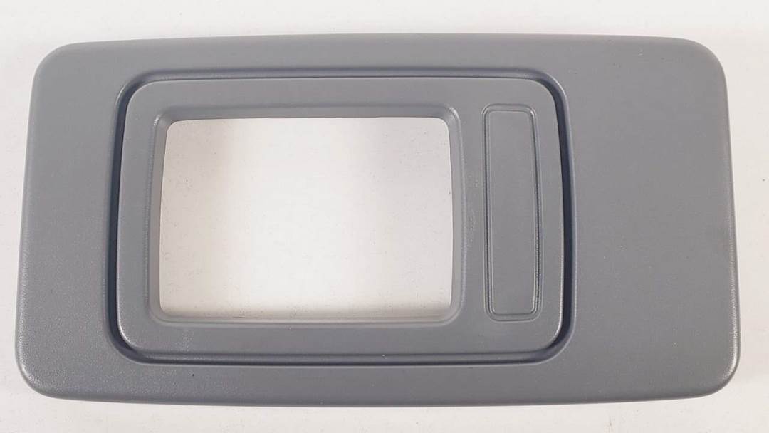 MOLDURAS TRASERAS - 9563062077 - CITROEN - AX