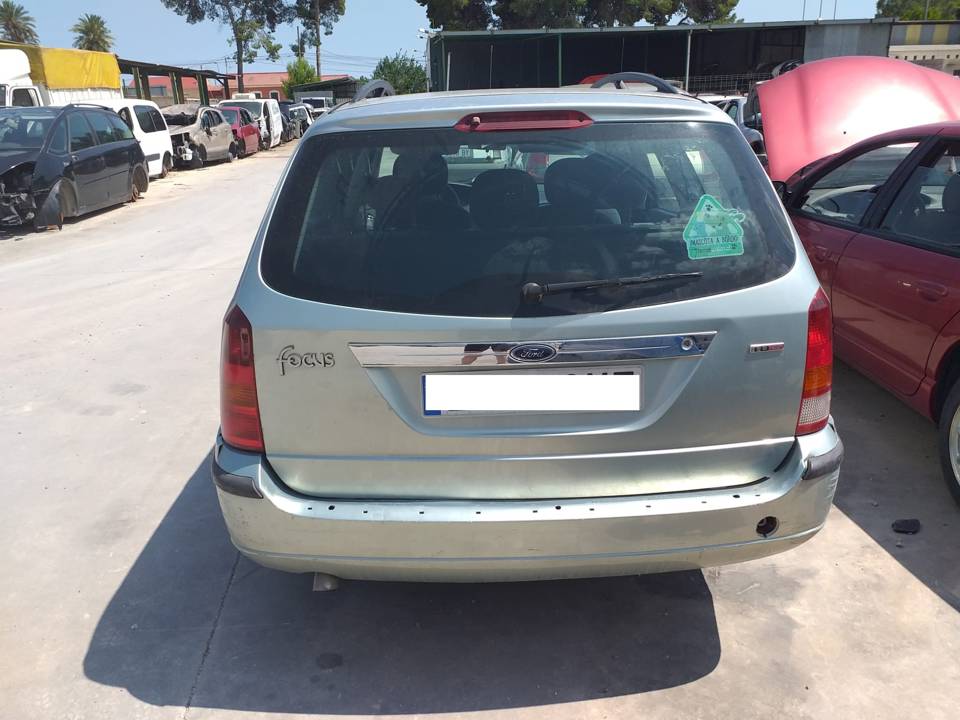 Imagen del vehículo FORD FOCUS BERLINA (CAK)
