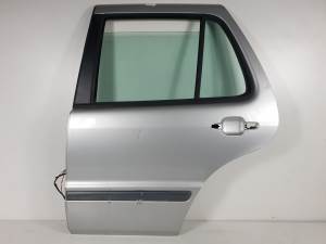 PUERTA TRASERA IZQUIERDA MERCEDES CLASE M (W163) Autodesguaces Alicante