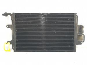 CONDENSADOR / RADIADOR AIRE ACONDICIONADO 1J0820411A VOLKSWAGEN GOLF IV BERLINA (1J1) Autodesguaces Alicante