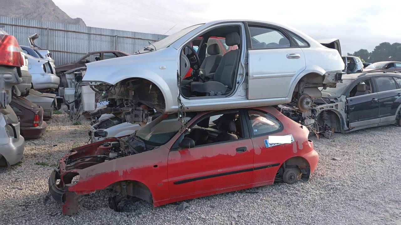 Imagen del vehículo DAEWOO LANOS