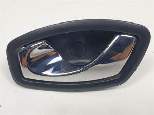 MANETA INTERIOR TRASERA IZQUIERDA 826730001R RENAULT MEGANE III BERLINA 5P Autodesguaces Alicante