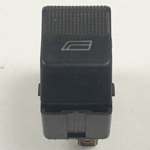 MANDO ELEVALUNAS DELANTERO DERECHO 4D09598550IC AUDI A8 (D2) Autodesguaces Alicante