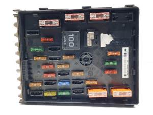 CAJA RELES / FUSIBLES 3C0937125 VOLKSWAGEN PASSAT BERLINA (3C2) Autodesguaces Alicante