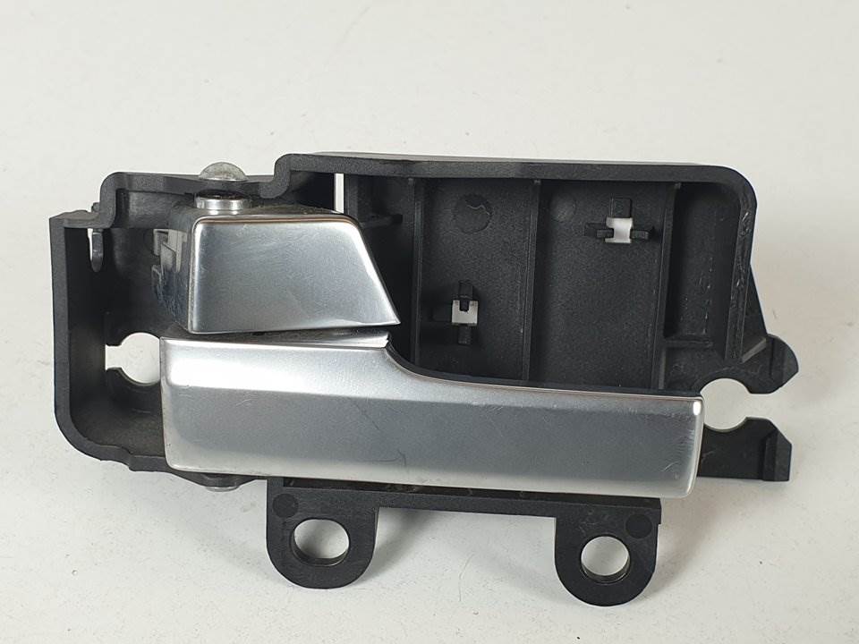 MANETA INTERIOR DELANTERA IZQUIERDA - 8M51R22601 - FORD - FOCUS LIM. (CB4)