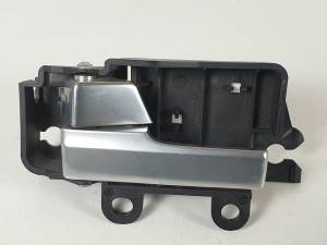 MANETA INTERIOR DELANTERA IZQUIERDA 8M51R22601 FORD FOCUS LIM. (CB4) Autodesguaces Alicante