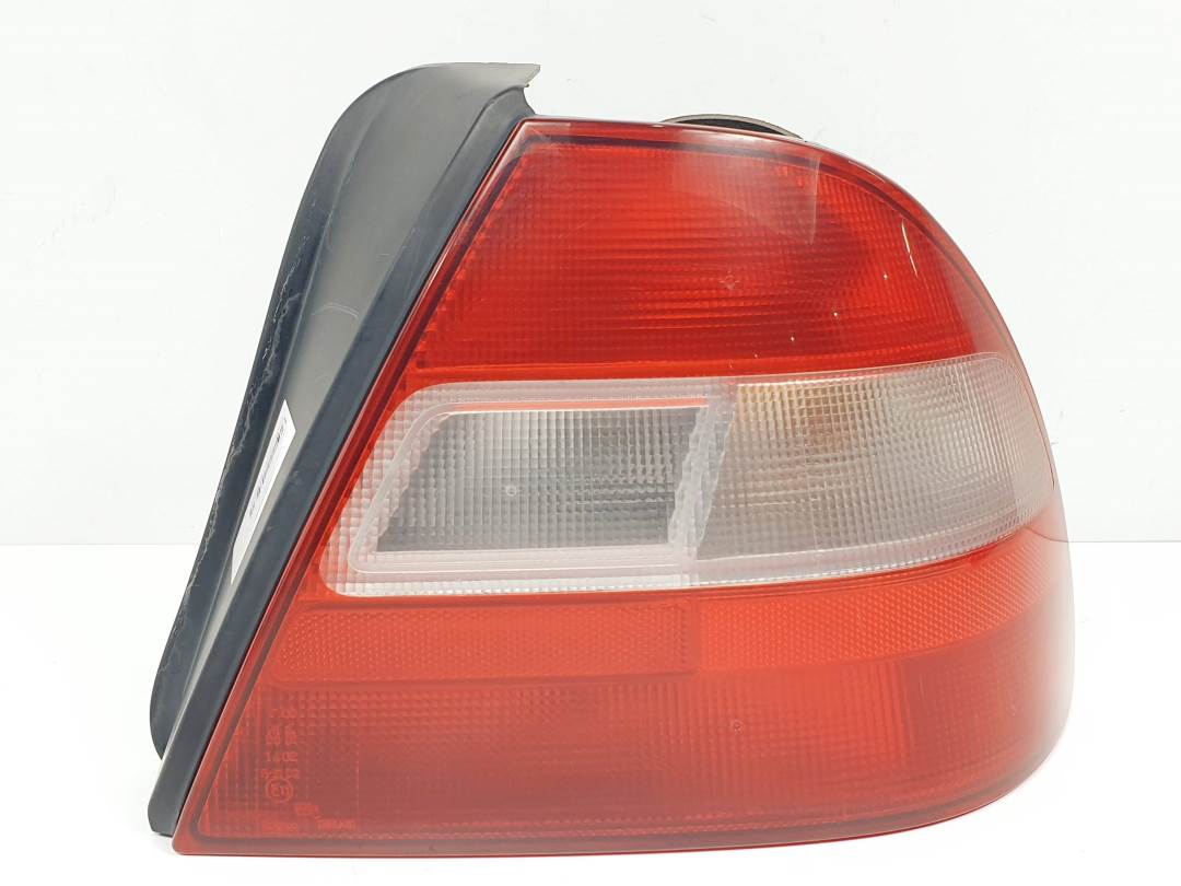 PILOTO TRASERO DERECHO - HONDA - CIVIC BERLINA .5 (MA/MB)