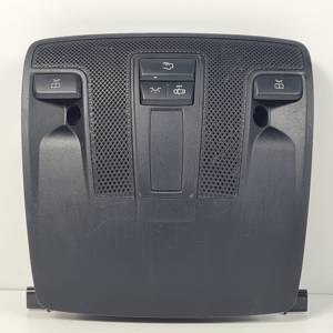 LUZ INTERIOR A0009007403 MERCEDES CLASE A (W176) Autodesguaces Alicante
