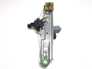 ELEVALUNAS TRASERO IZQUIERDO BM51A27001BE FORD FOCUS LIM. Autodesguaces Alicante