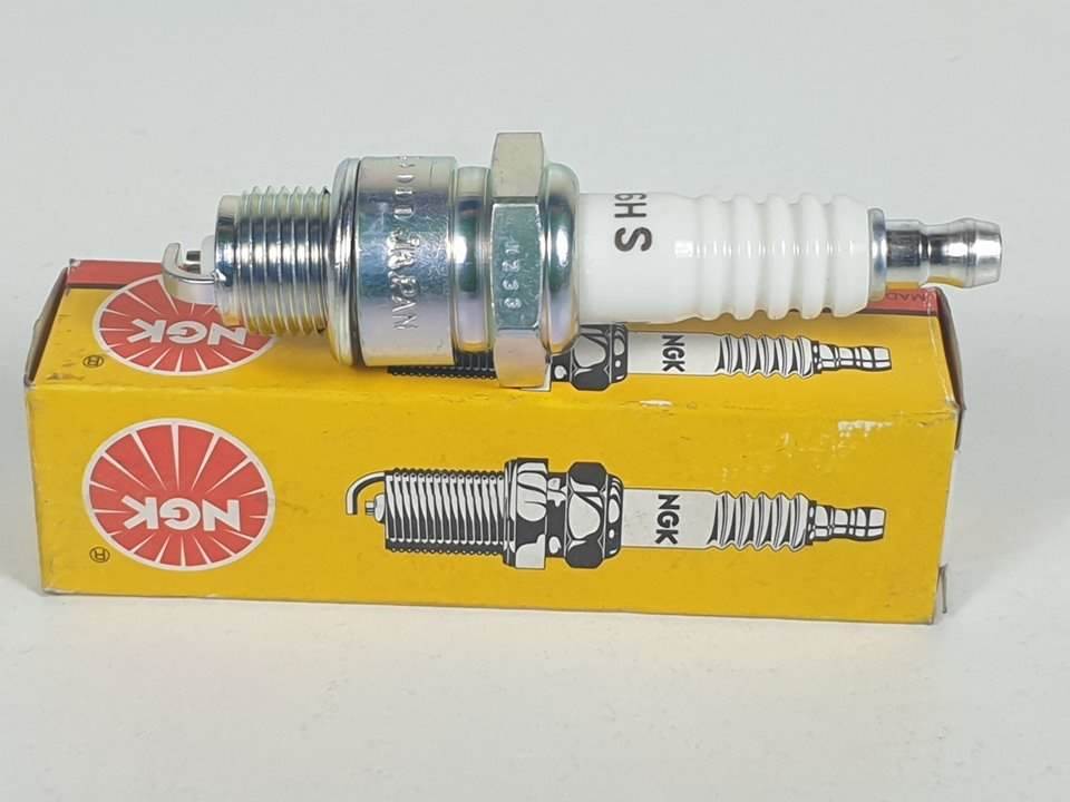 BUJÍA - BP6HS - CITROEN - 2CV 6