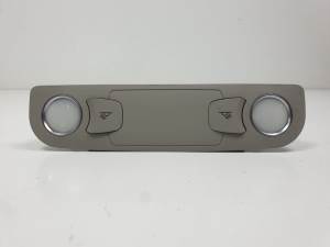 LUZ INTERIOR 4L0947111B AUDI Q7 (4L) Autodesguaces Alicante