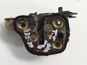 CERRADURA PUERTA TRASERA IZQUIERDA OPEL CORSA B Autodesguaces Alicante